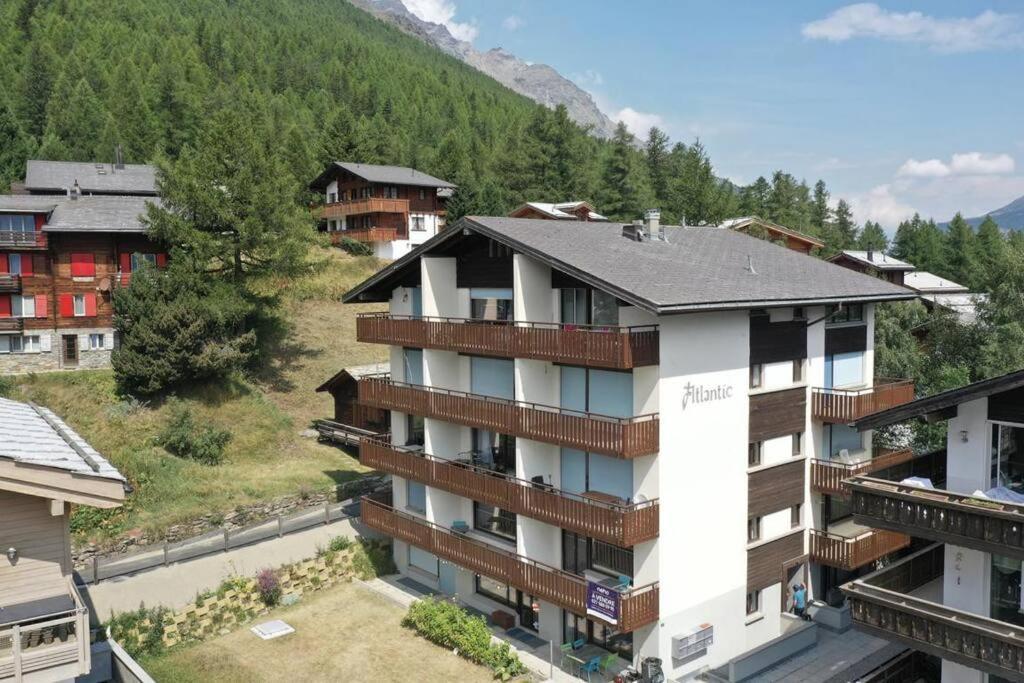 Stilvolles Und Erschwingliches Studio: Der Perfekte Rueckzugsort Fuer Kurzaufenthalte Saas-Fee Buitenkant foto